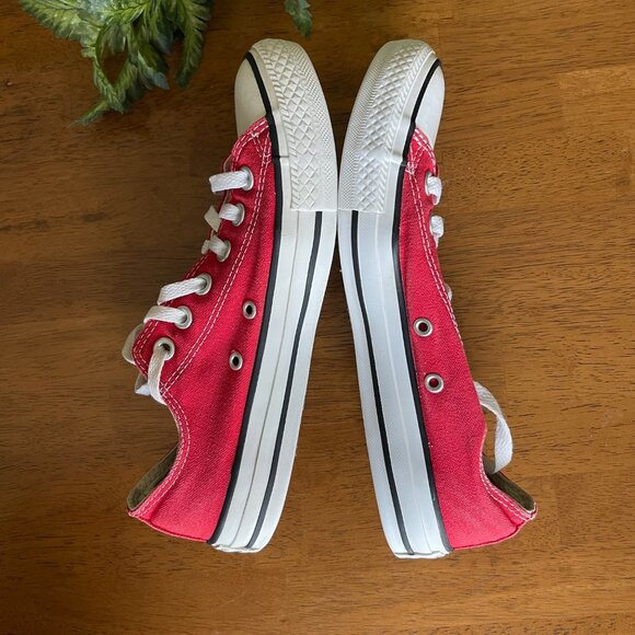 Converse Chuck Taylor All Star Red Low-Top Canvas Sneakers Mens 5 / Womens 7 - Picture 12 of 13